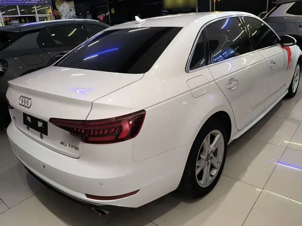 Audi A4L — миниатюра 7
