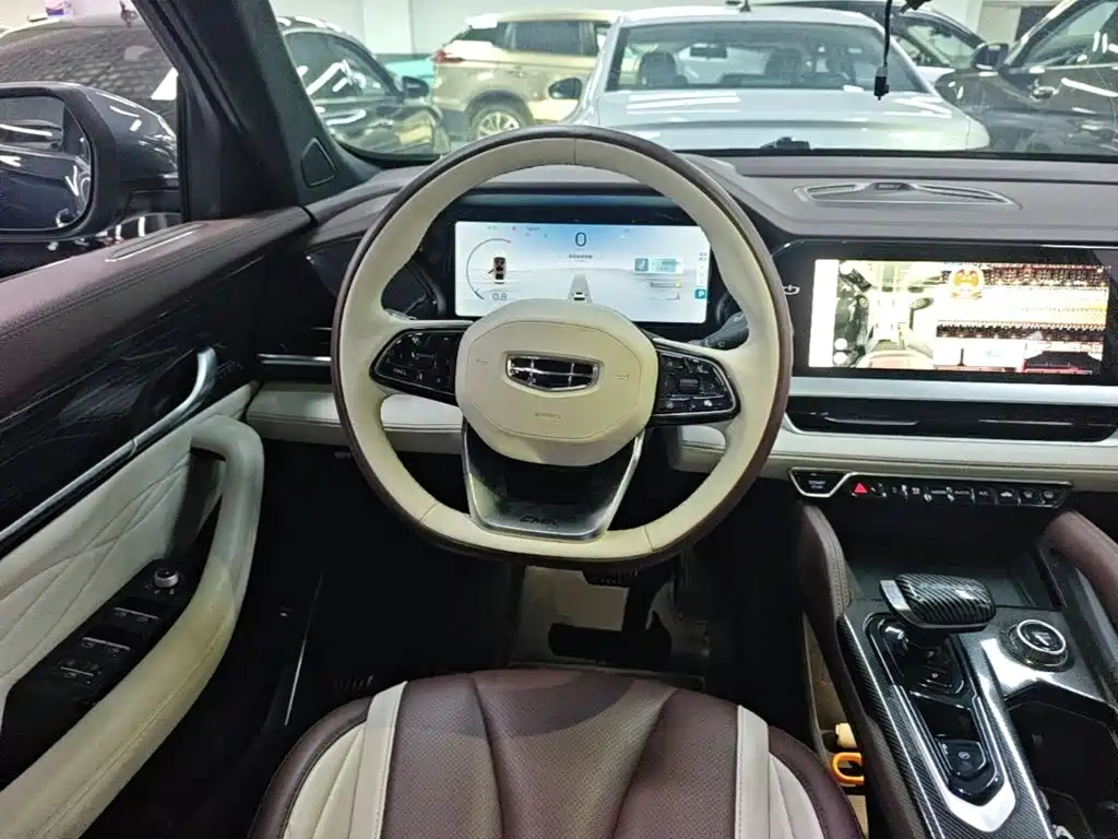 Geely Xingyue L — миниатюра 11