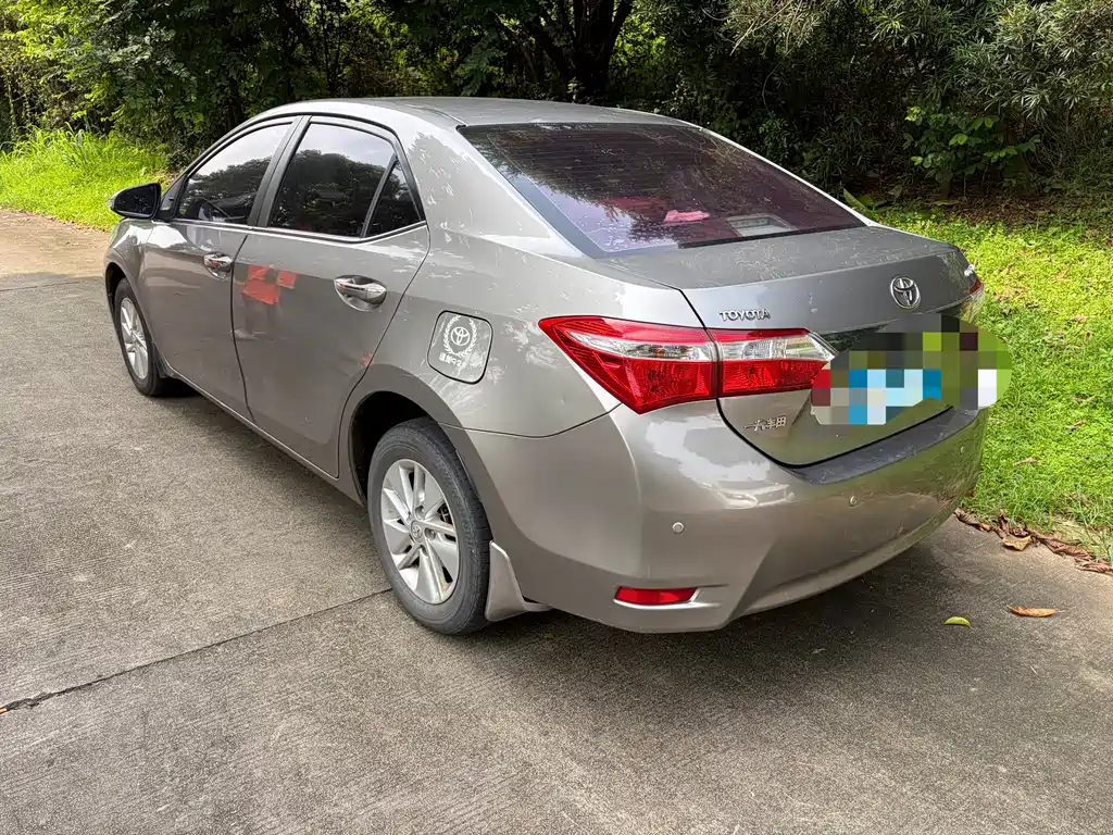 Toyota Corolla — миниатюра 6