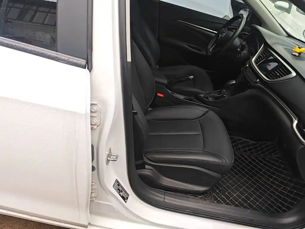 Buick Excelle — миниатюра 25
