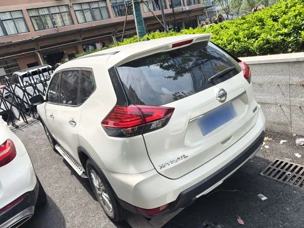 Nissan X-Trail — миниатюра 5