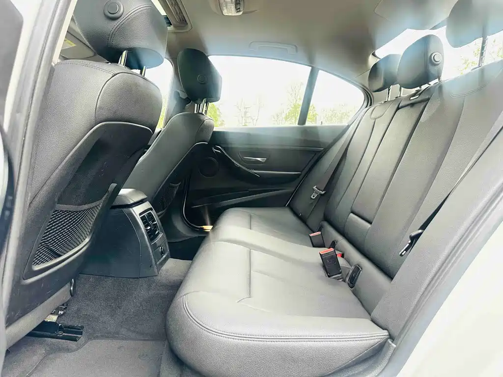 BMW 3 Series 3 2017 318i Fashion