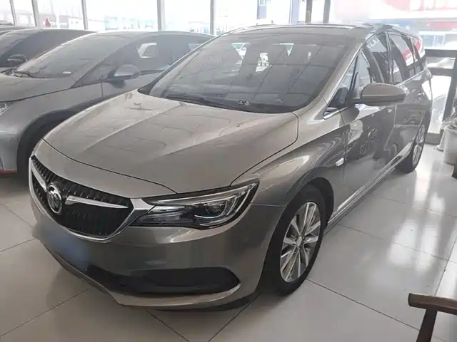 Buick GL6