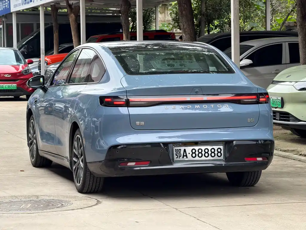Leapmotor B01 2025 550