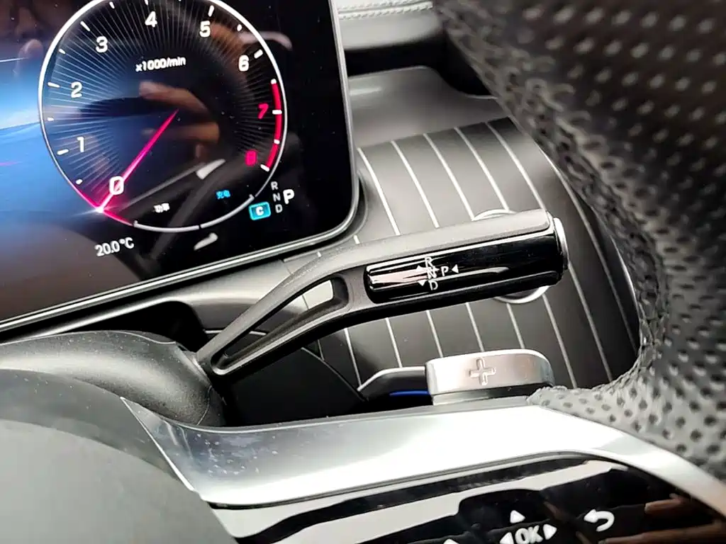 Mercedes-Benz C-Class — миниатюра 14