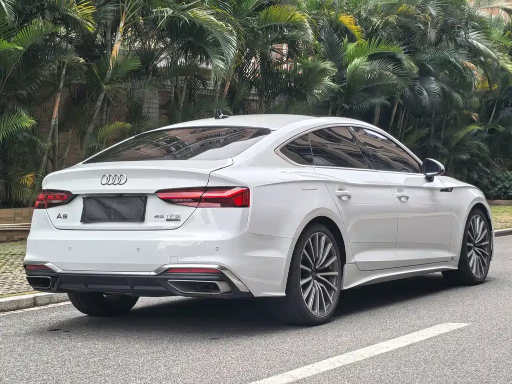 Audi A5 2023 Sportback 40 TFSI quattro Luxury