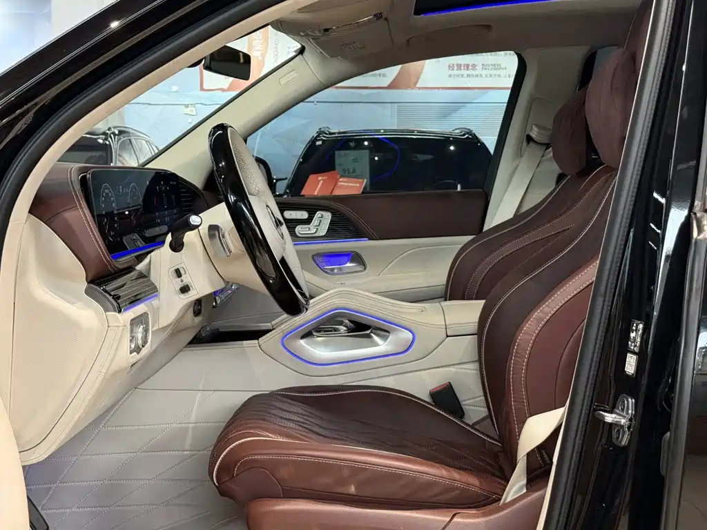 Mercedes-Benz GLS — миниатюра 16