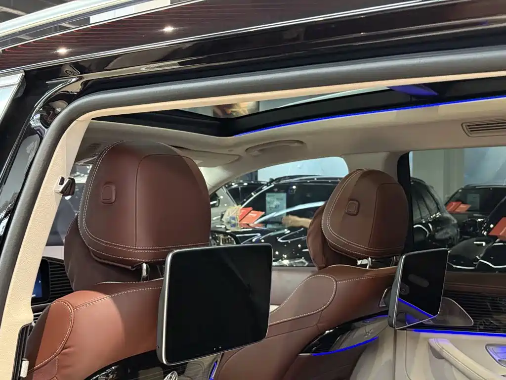 Mercedes-Benz GLS — миниатюра 26