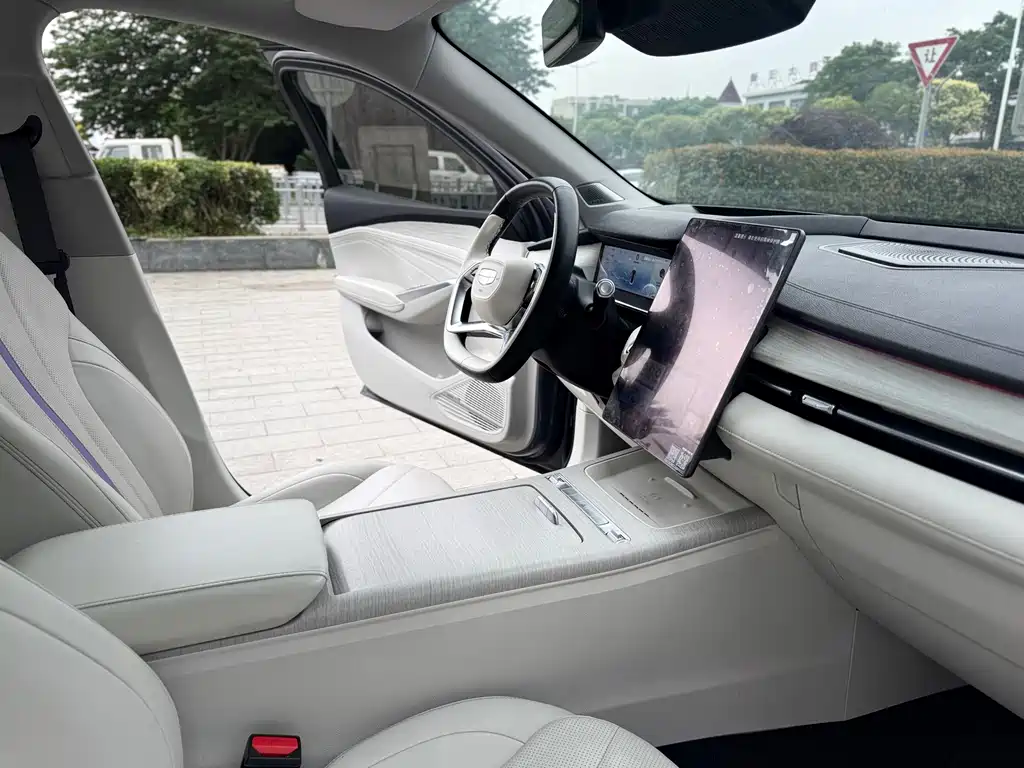 Geely Xingrui — миниатюра 8