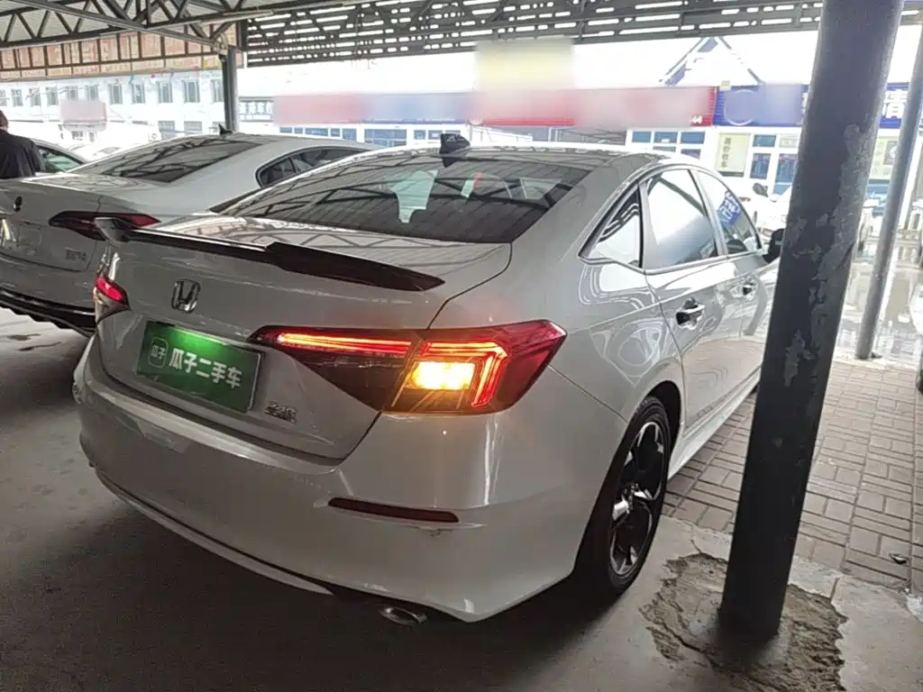 Honda Civic — миниатюра 7