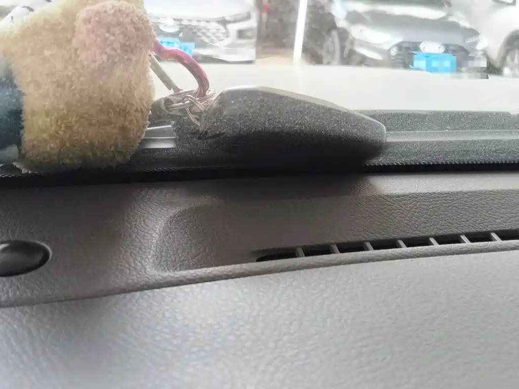 Toyota Prado — миниатюра 9
