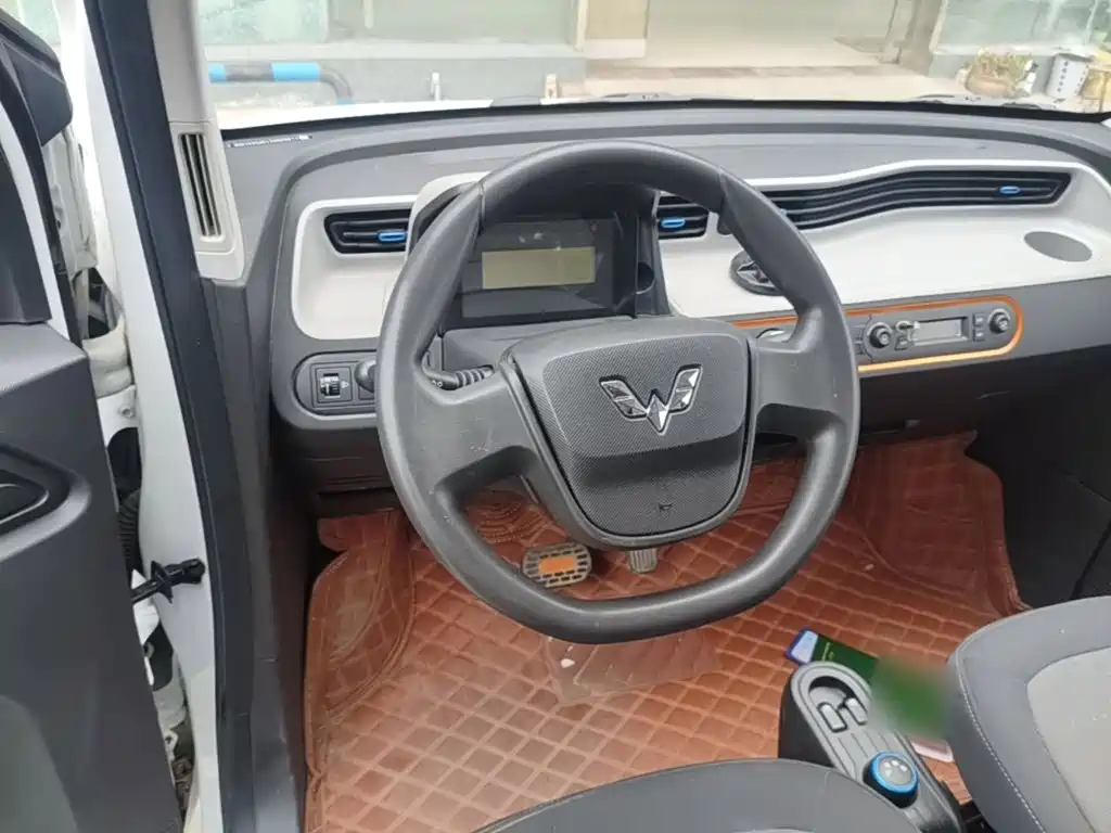 Wuling MINIEV — миниатюра 11
