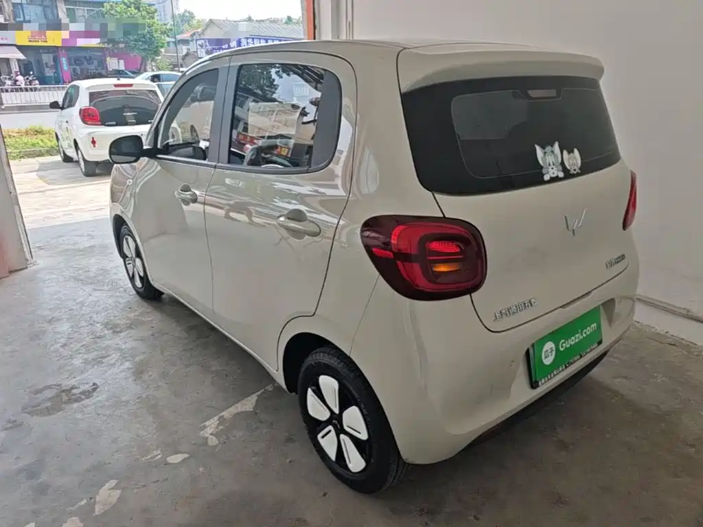 Wuling MINIEV — миниатюра 5