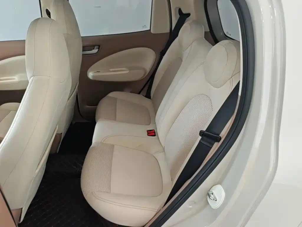 Wuling MINIEV — миниатюра 17