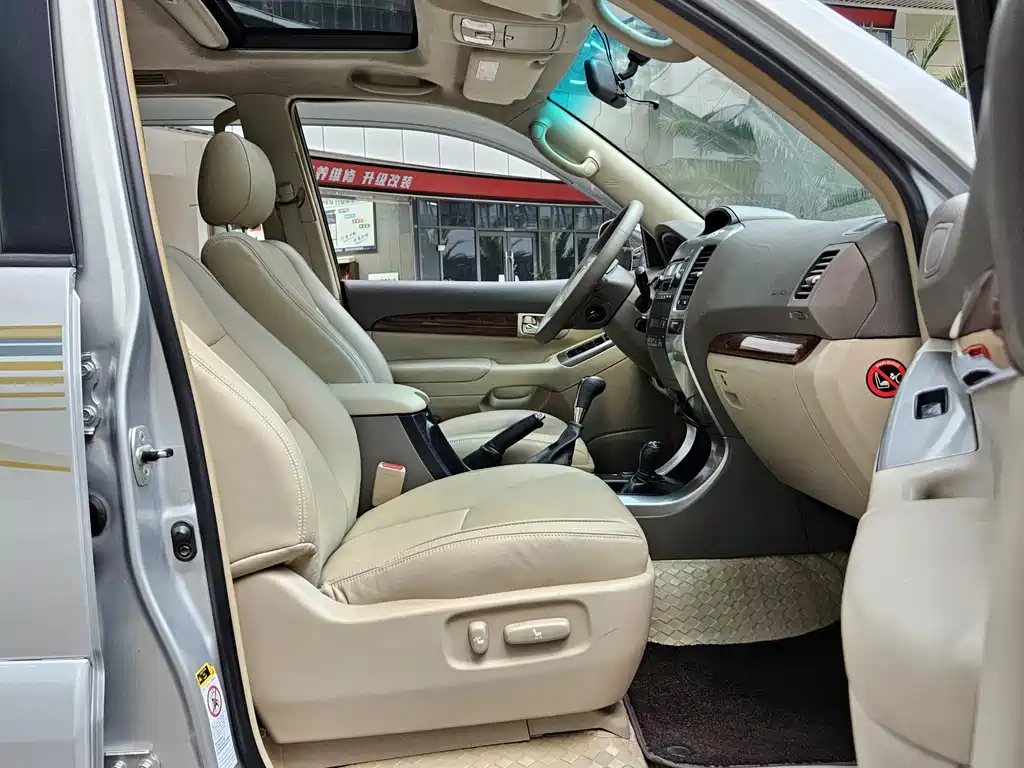 Toyota Land Cruiser Prado 03 4.0L AT