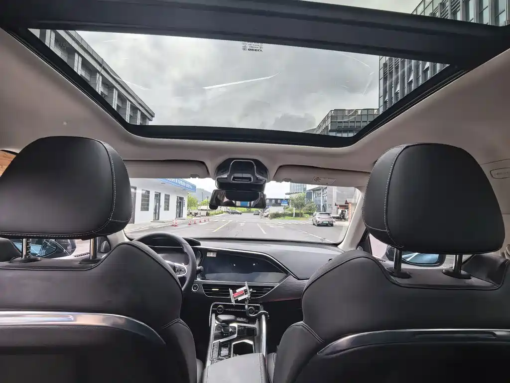 Geely Xingyue — миниатюра 8