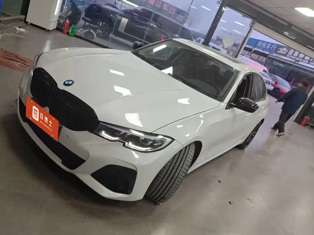 BMW 3 Series 2021
