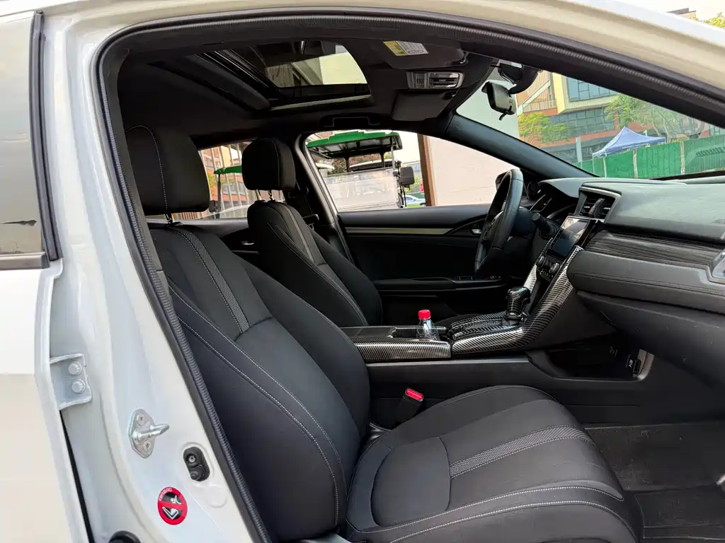 Honda Civic — миниатюра 9