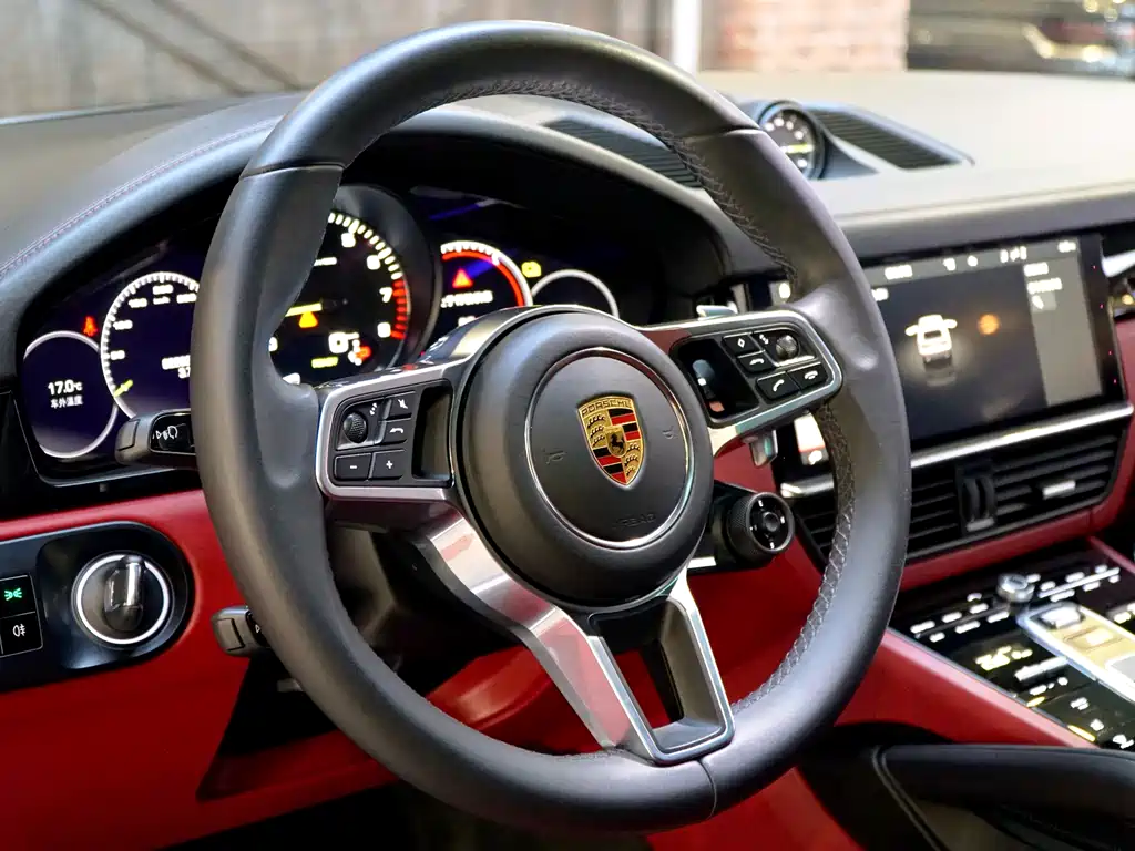 PORSCHE CAYENNE NEW ENERGY