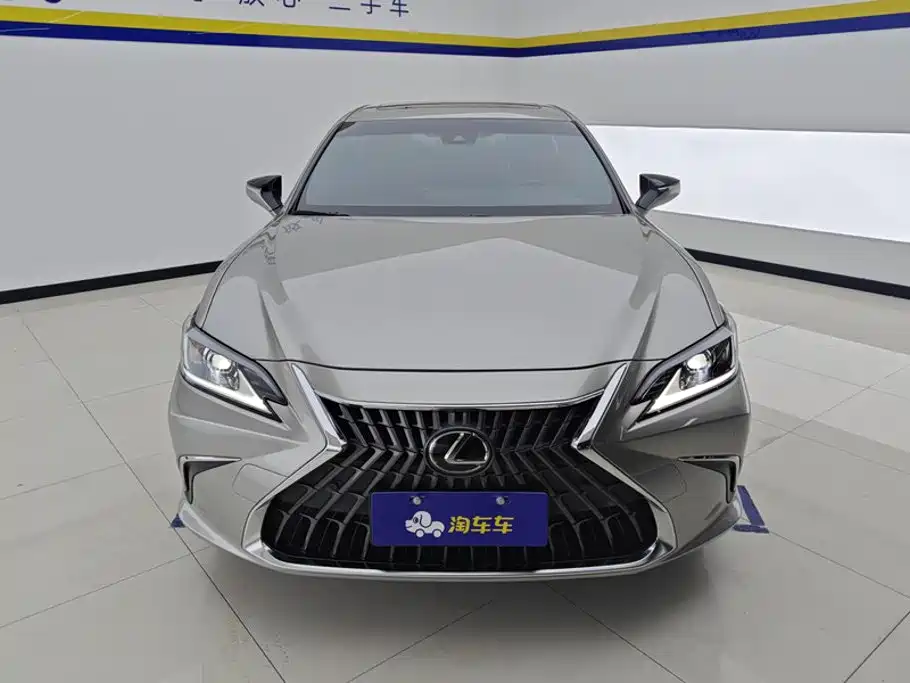 Lexus ES — миниатюра 2