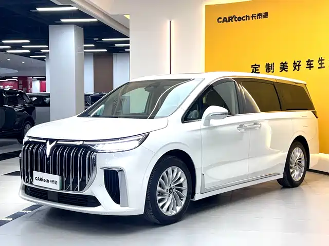 VOYAH LANTU DREAMER 2024