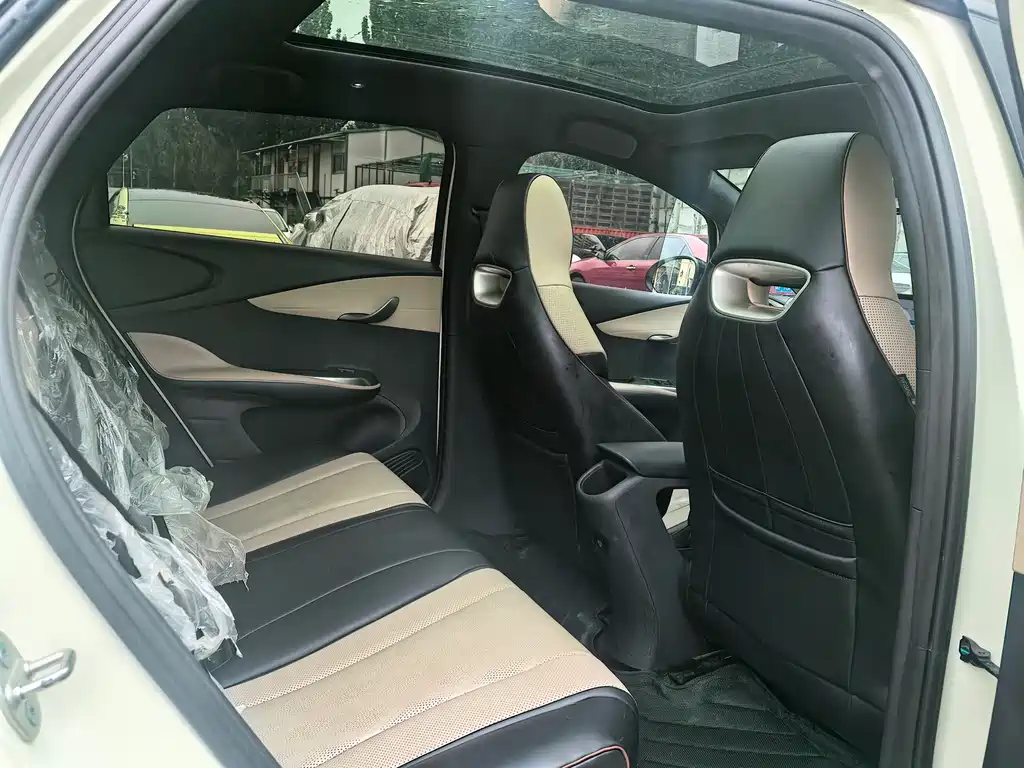 BYD Dolphin — миниатюра 14