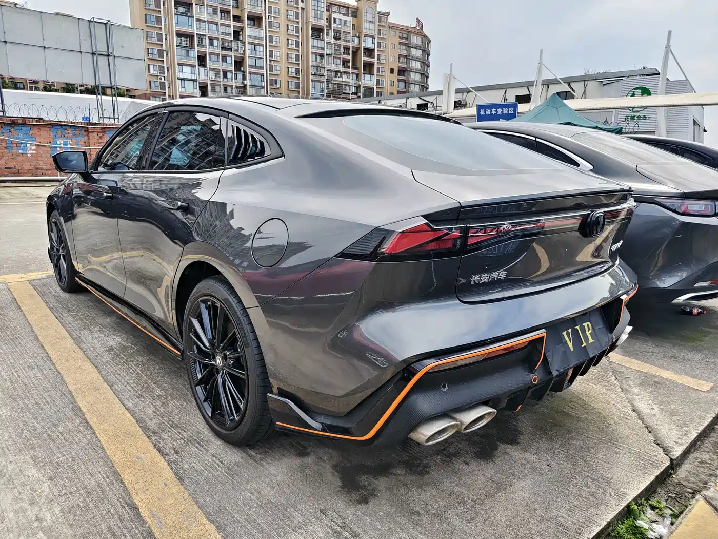 Chang'an UNI-V 2023 Silver/gray из Китая
