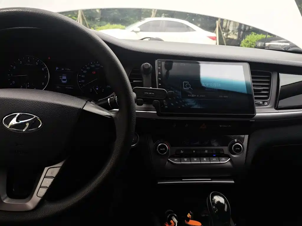 Hyundai Mistra — миниатюра 9