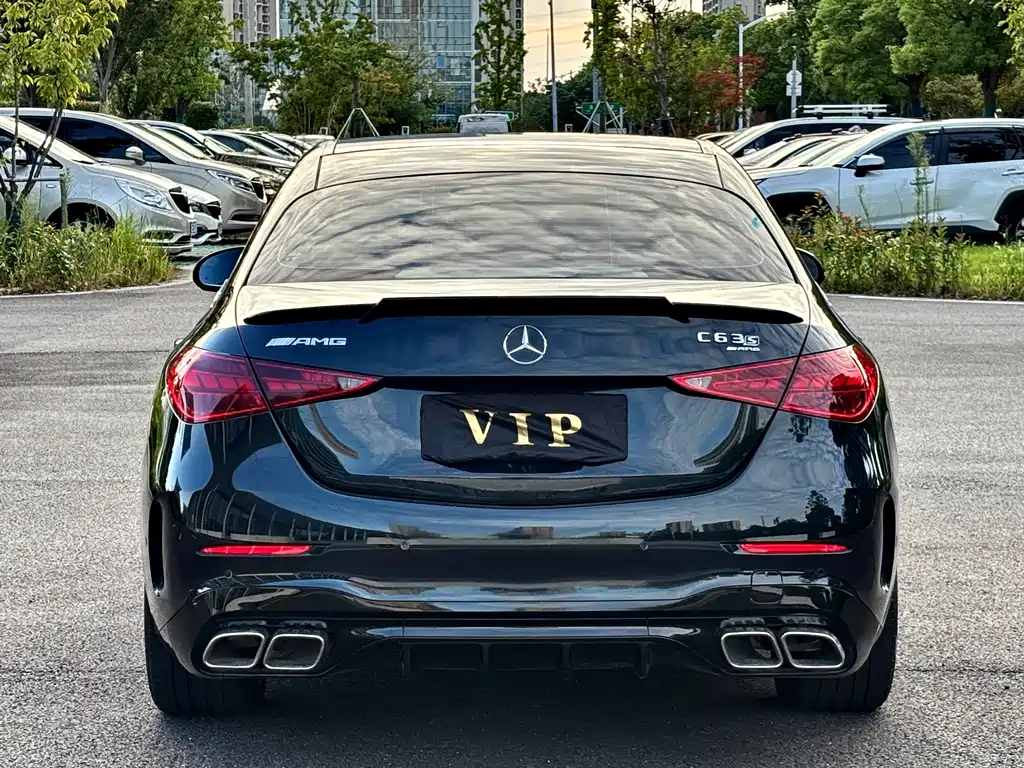 Mercedes-Benz C-Class — миниатюра 6