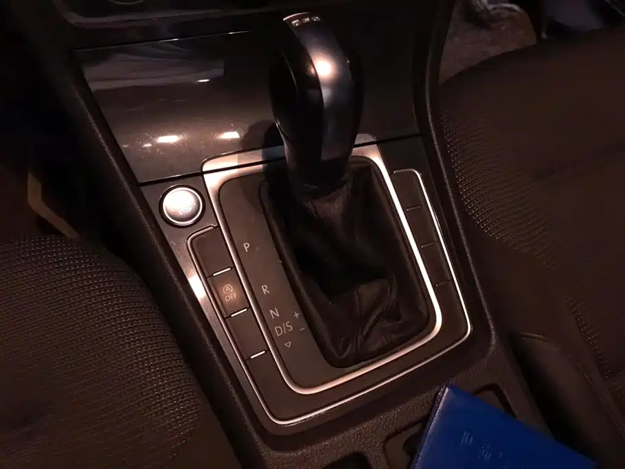 Volkswagen Golf — миниатюра 16