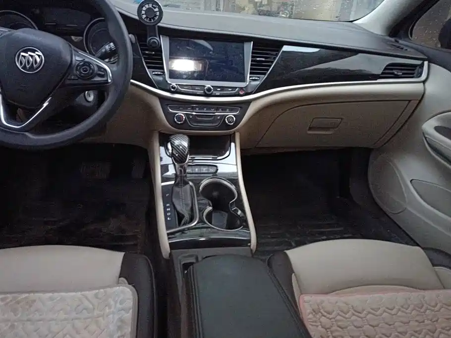 Buick Verano — миниатюра 16