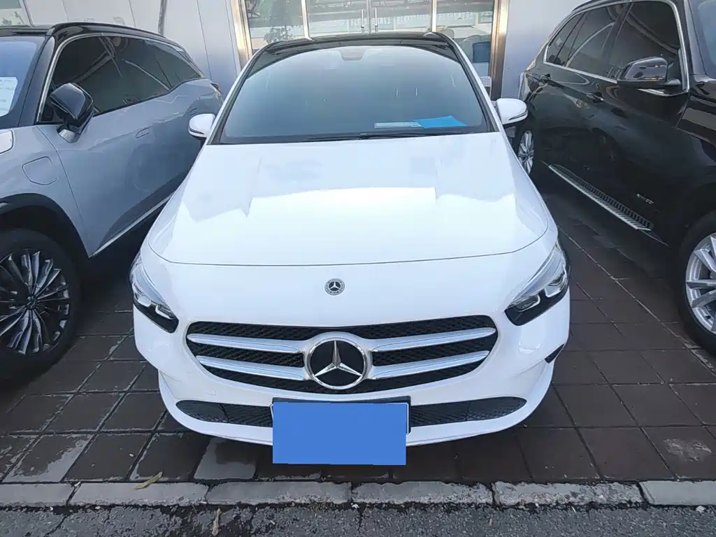 Mercedes-Benz B-Class — миниатюра 2