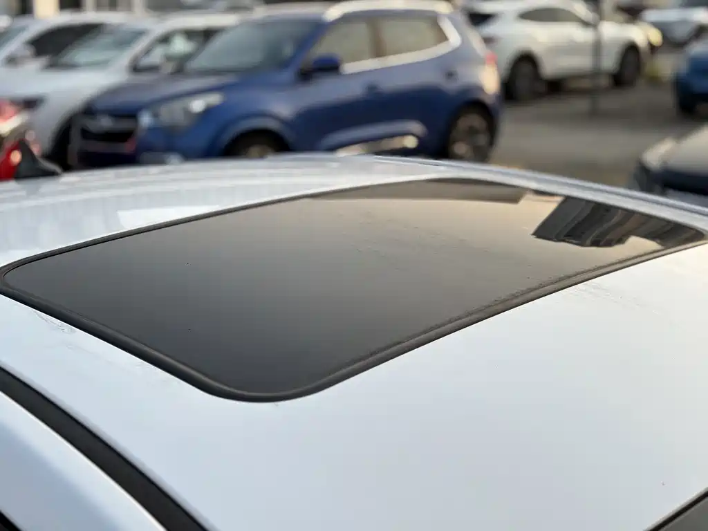 Changan Eado DT — миниатюра 7