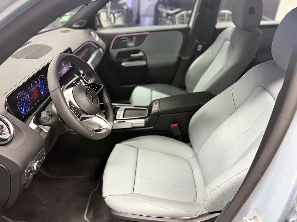 Mercedes-Benz EQB — миниатюра 8