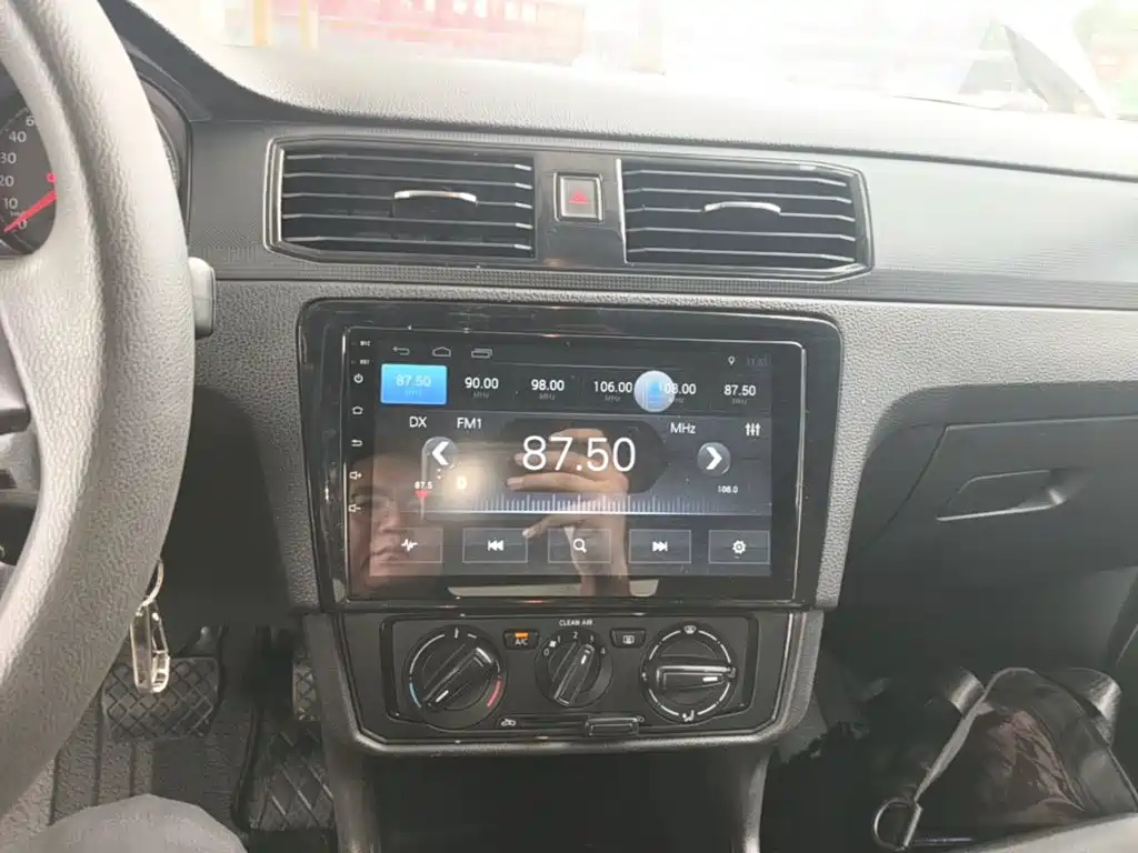 Volkswagen Santana — миниатюра 13