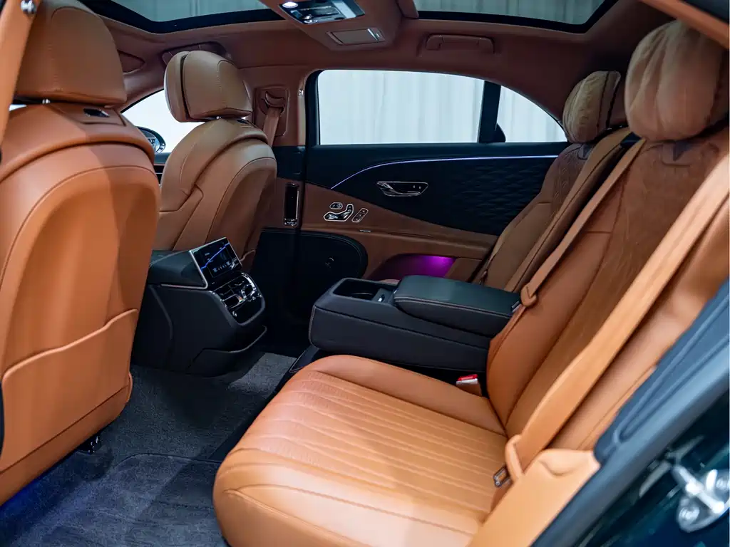 Bentley Flying Spur — миниатюра 14