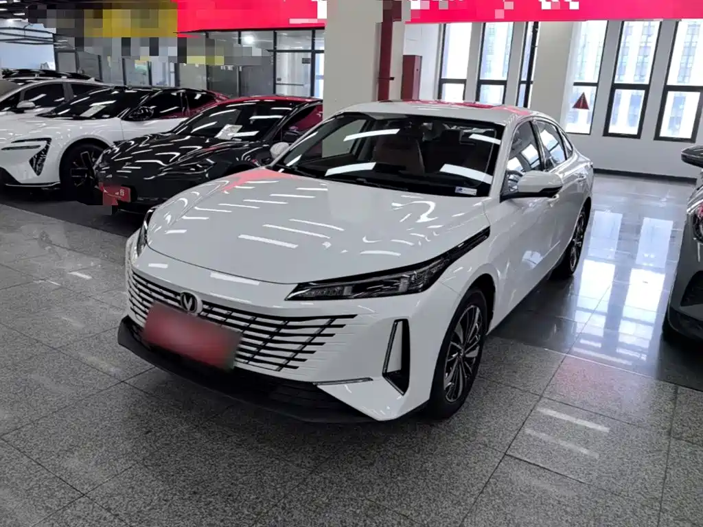 Changan Побег PHEV — миниатюра 2