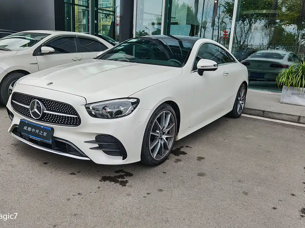 MERCEDES-BENZ E CLASS