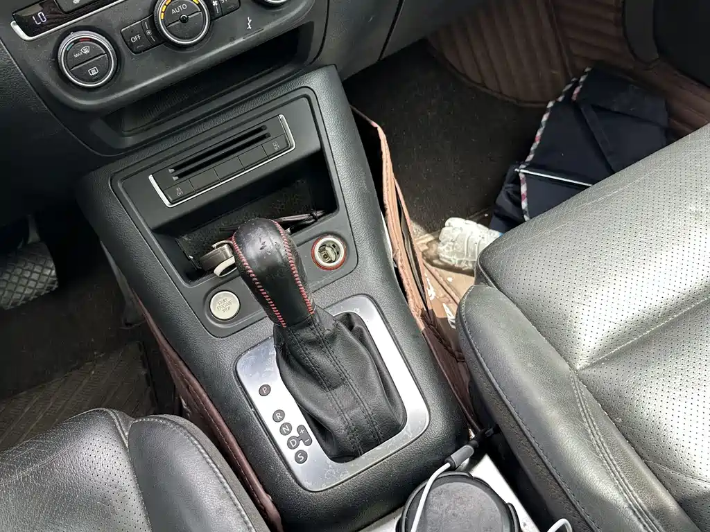 Volkswagen Tiguan — миниатюра 16