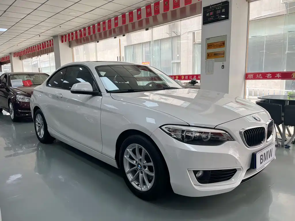 BMW 2 Series 2 2015 218i