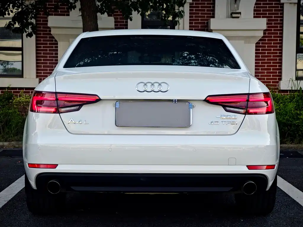 Audi A4L — миниатюра 5