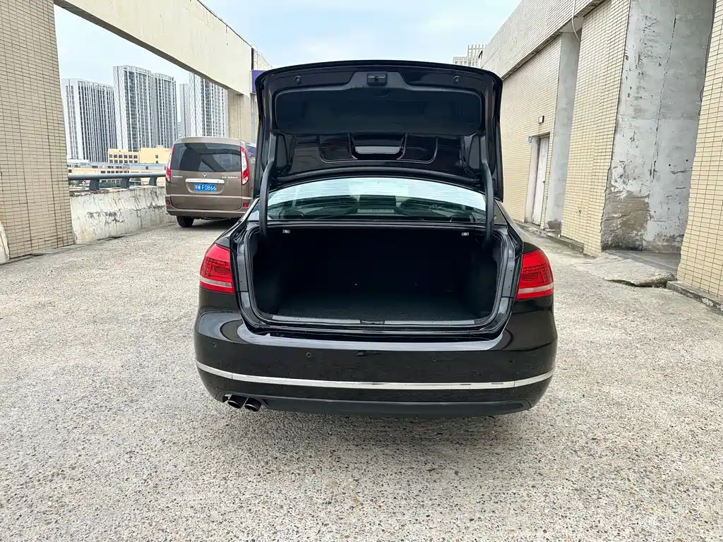 Volkswagen Passat — миниатюра 14