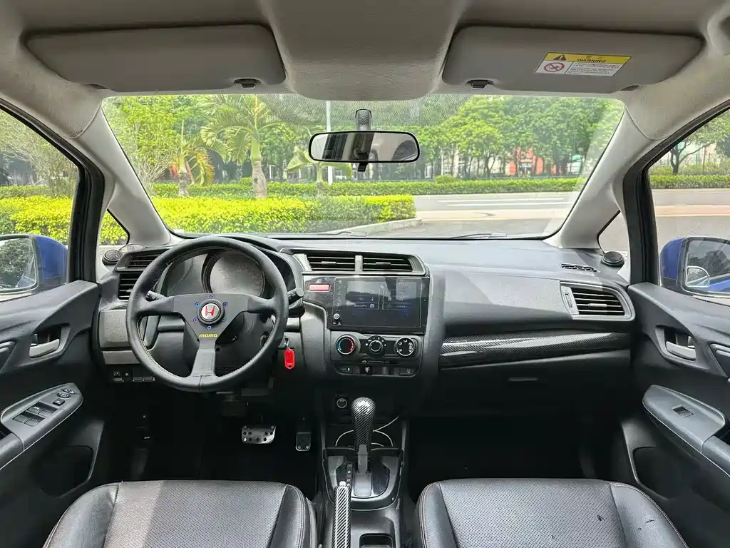 Honda Fit — миниатюра 6