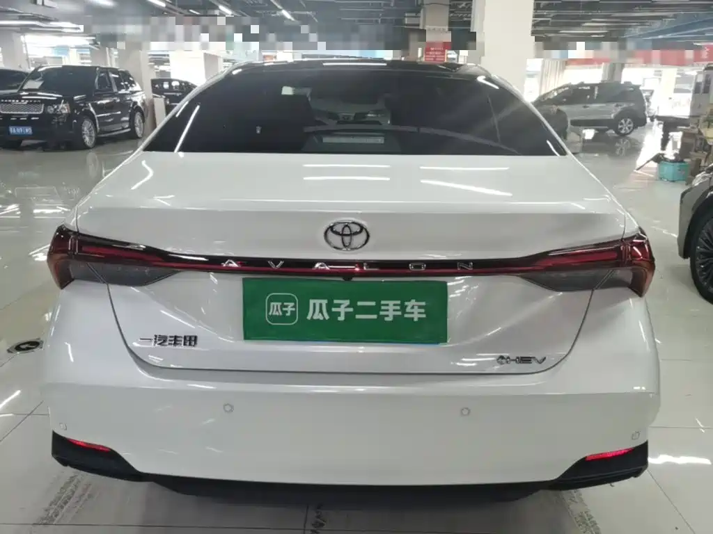 Toyota Avalon — миниатюра 6