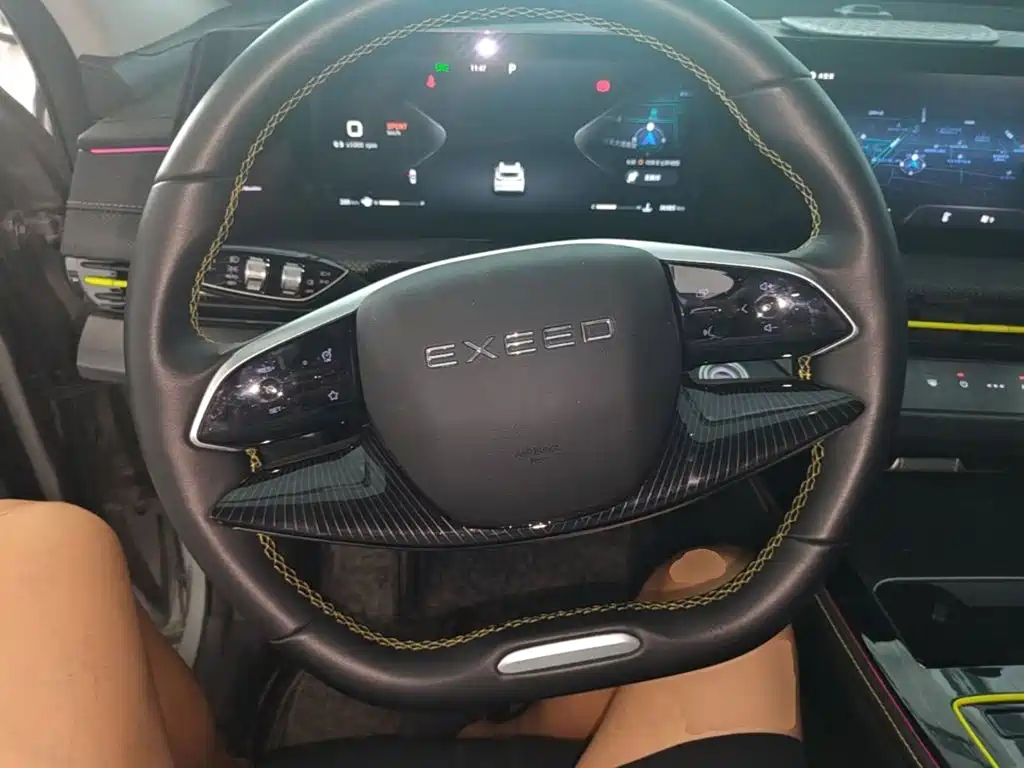 Exeed Zhaofeng — миниатюра 11