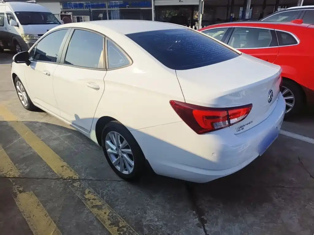 Buick Verano — миниатюра 5