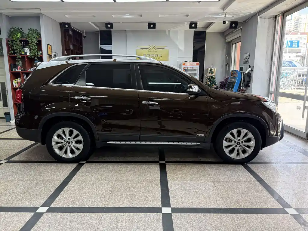Kia Sorento — миниатюра 7