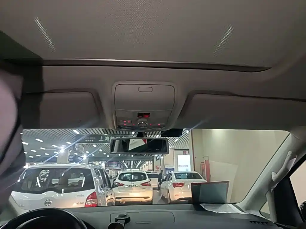 Volkswagen Sharan — миниатюра 18