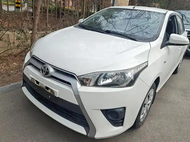 TOYOTA YARIS L ZHIXUAN