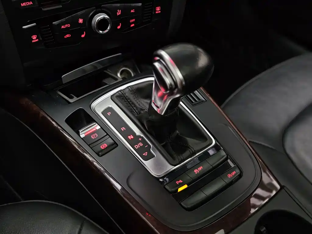 Audi A4L — миниатюра 20